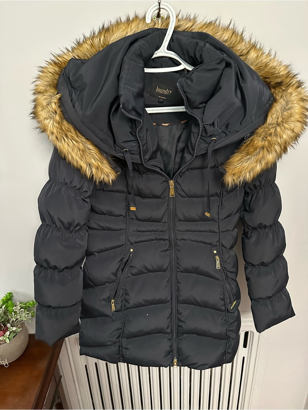 Laundry By Shelli Segal Black Quilted Puffer Coat with Faux Fur-Trim Hood
